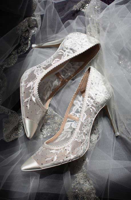 Silverfox photography lace high heels photo.